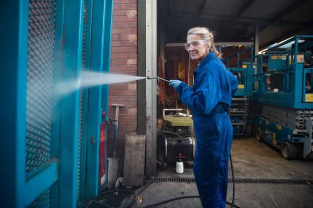 Best Parking Lot and Garage Cleaning  in Cleveland, OH