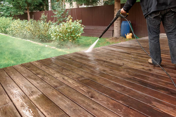 Best Pool Deck Cleaning  in Cleveland, OH